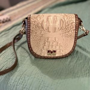 EUC authentic. Brahmin crossbody purse.